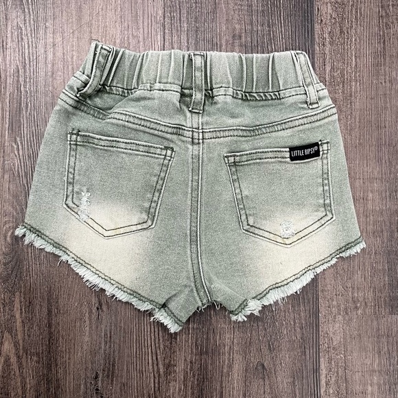 Little Bipsy green shorts - Picture 6 of 9